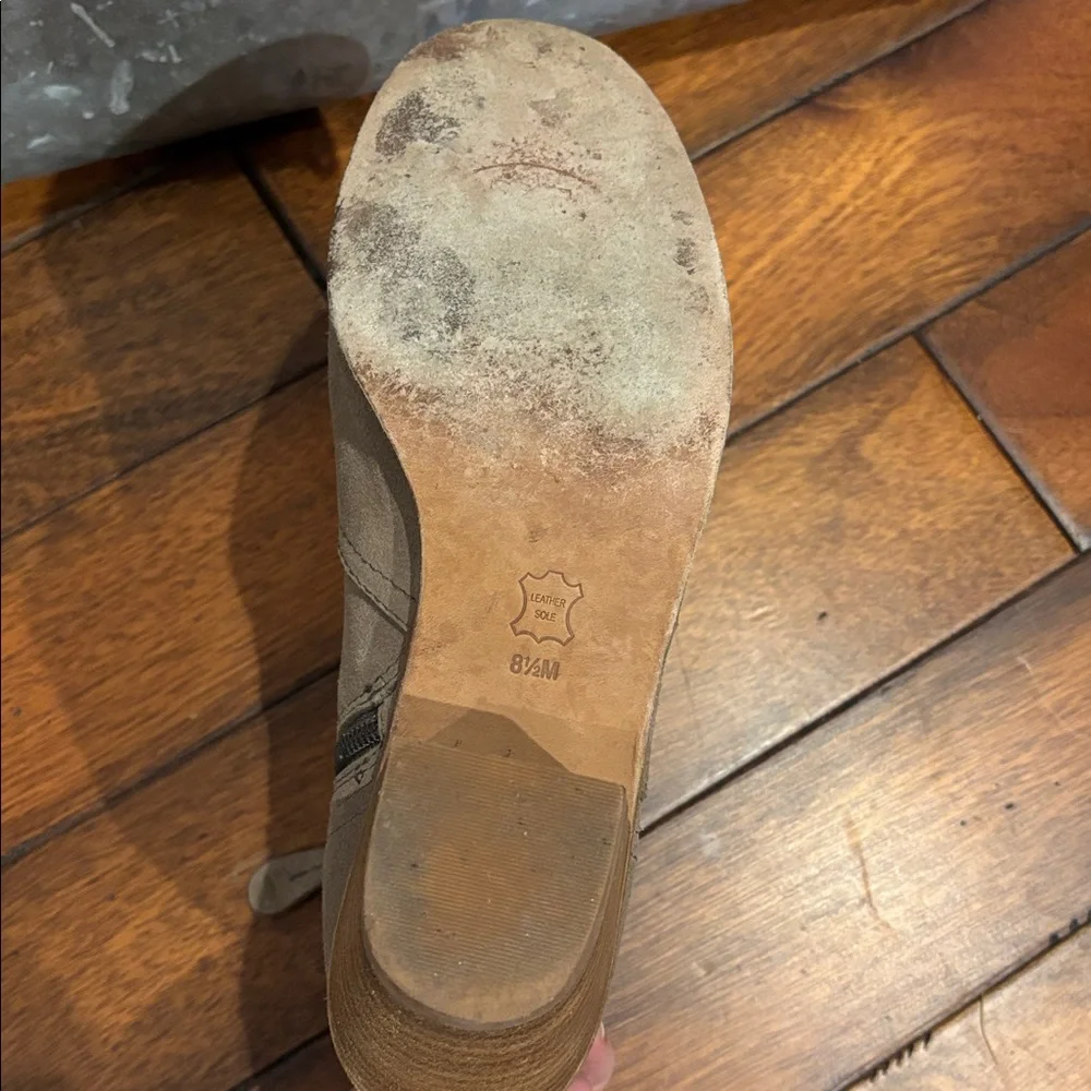 Tory Burch Taupe Brown Suede Ankle Boots size 8.5