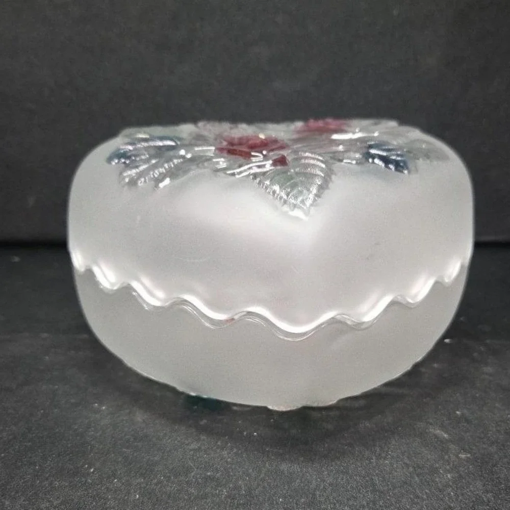 Studio Nova‎ Heart Shaped Trinket Box, Frosted Glass Dish, Embossed Pink Roses