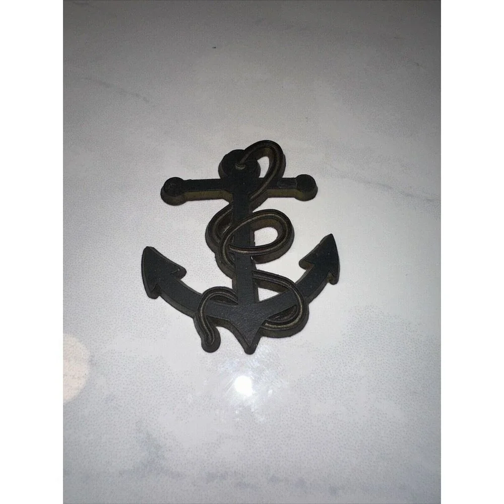 Unbranded nautical anchor