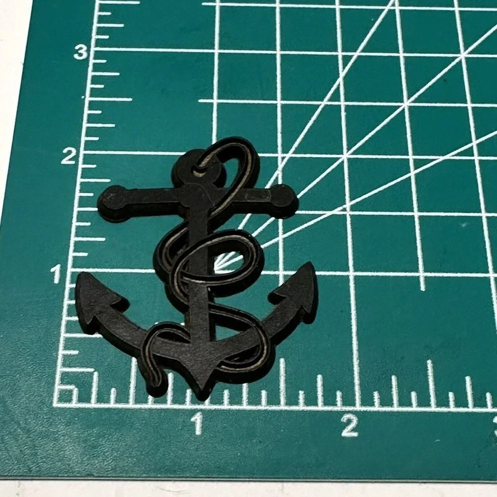 Unbranded nautical anchor