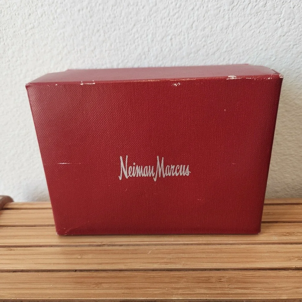 Neiman Marcus product vintage