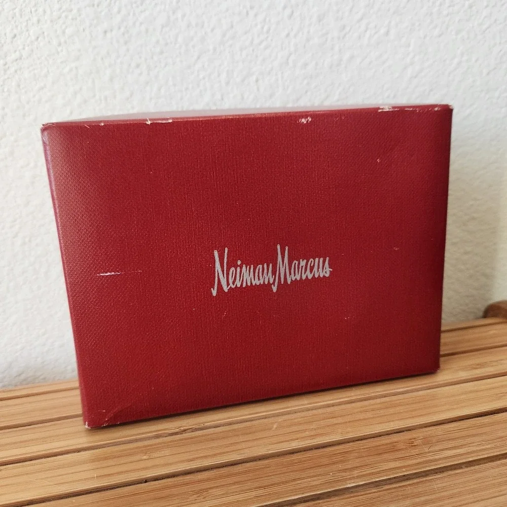 Neiman Marcus product vintage