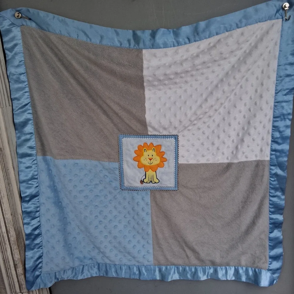 N/A lion themed