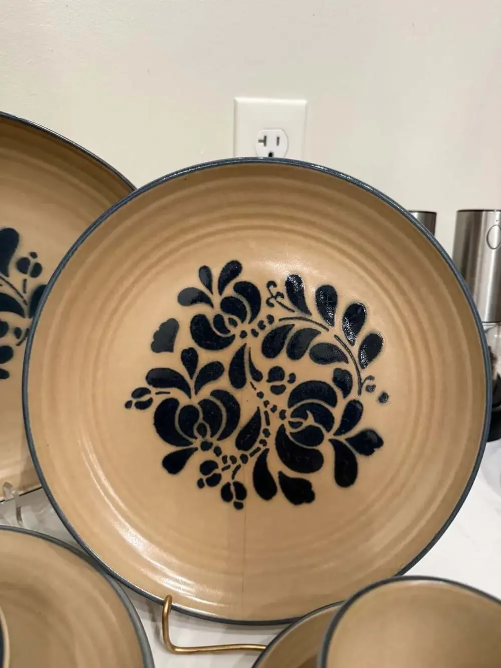 Pfaltzgraff folk art