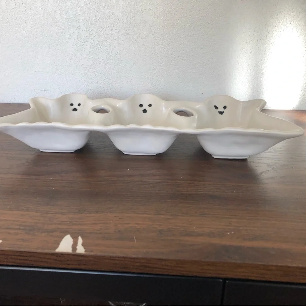 Pottery Barn invite these