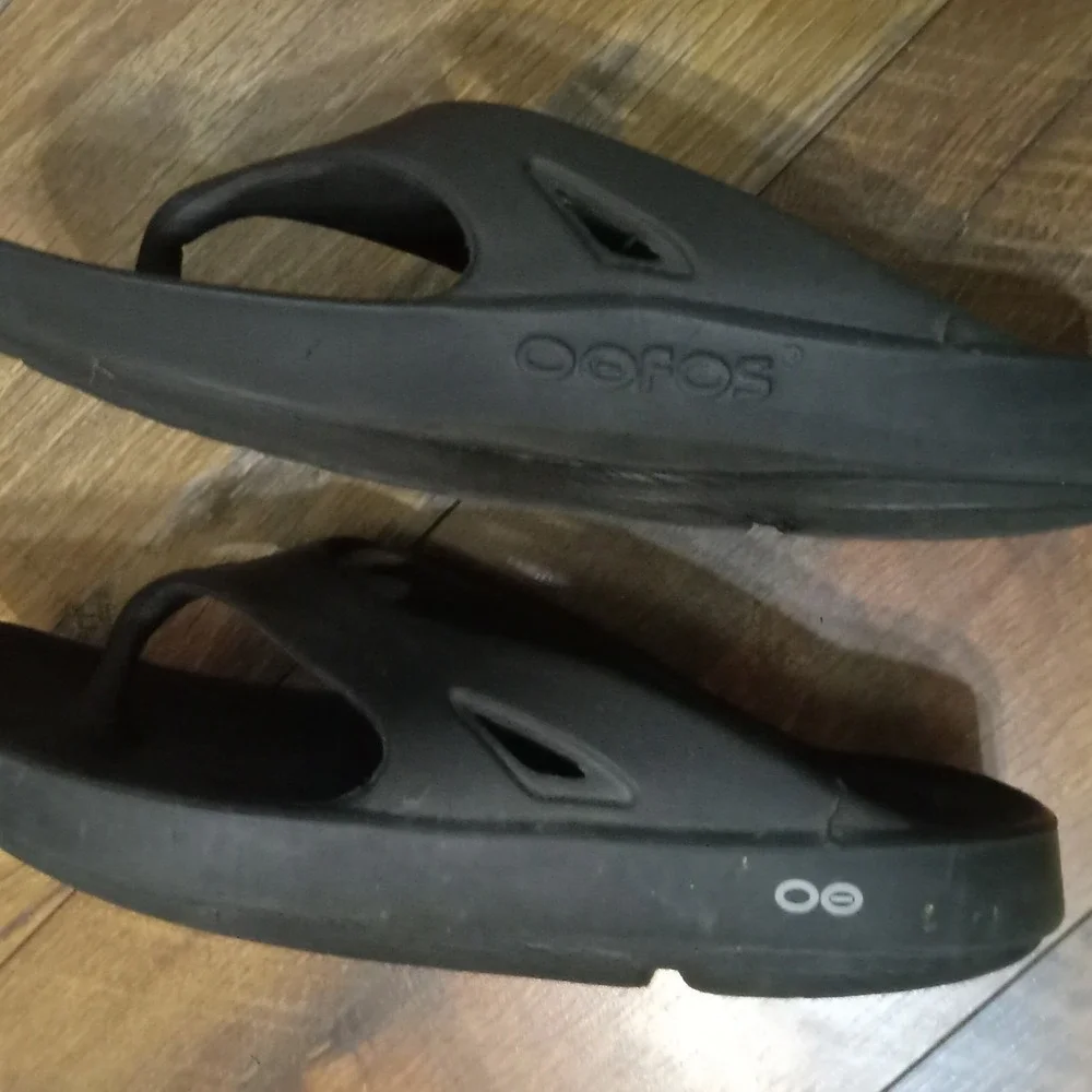 Oofos OOriginal Recovery Sandals‎ Black Thong Flip Flops Mens 8 Womens 10 EU 41