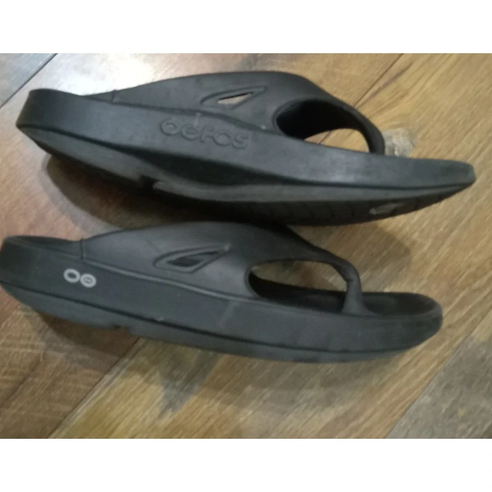 Oofos OOriginal Recovery Sandals‎ Black Thong Flip Flops Mens 8 Womens 10 EU 41