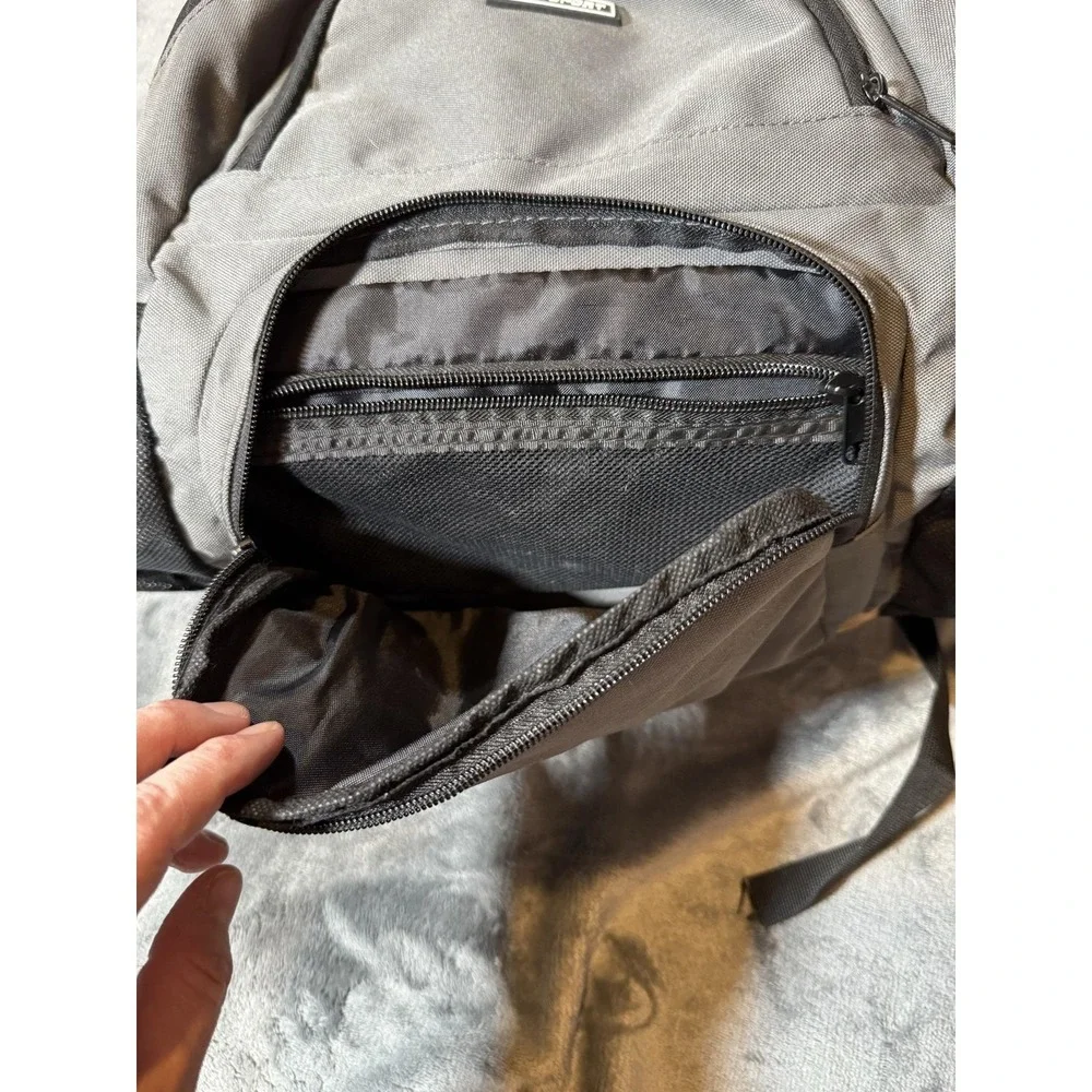 Eastsport gray 18