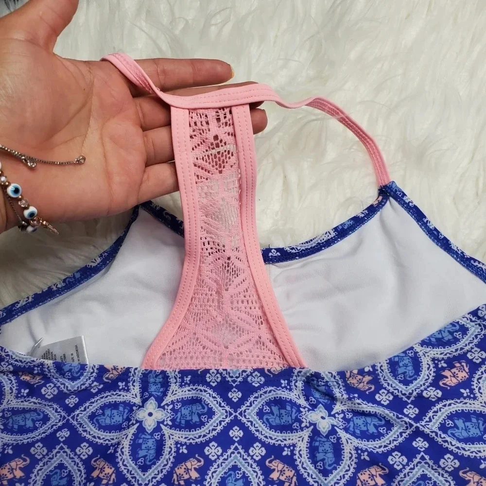 Gossip Girl gently used