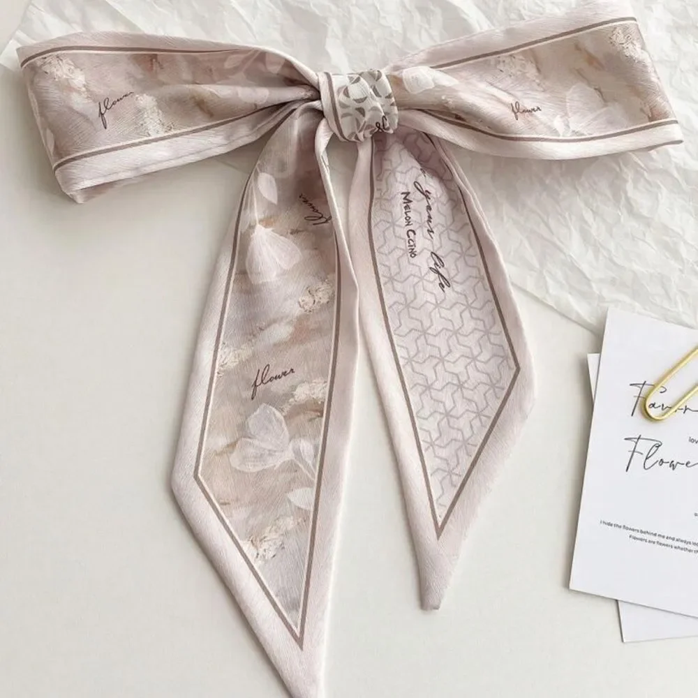 Elegant Pink and Cream Scarf A1191