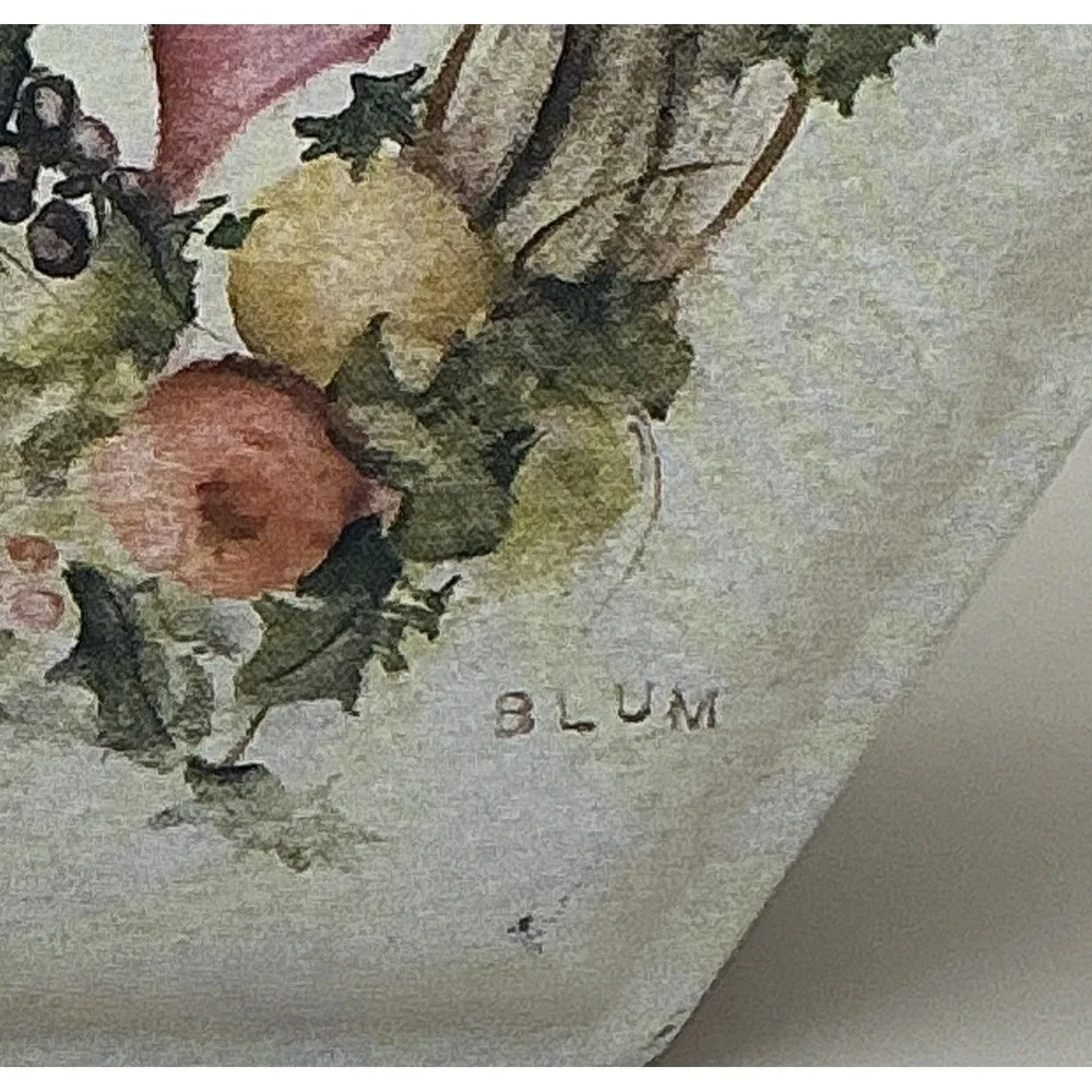 Art by Cheri Blum and Wild Apple Licensing holiday hexagonal