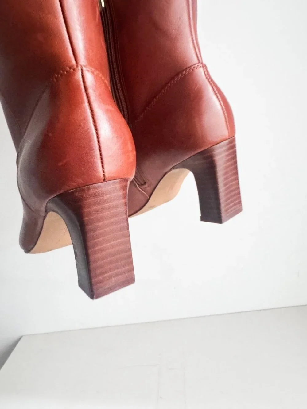 Vince Camuto vince camuto