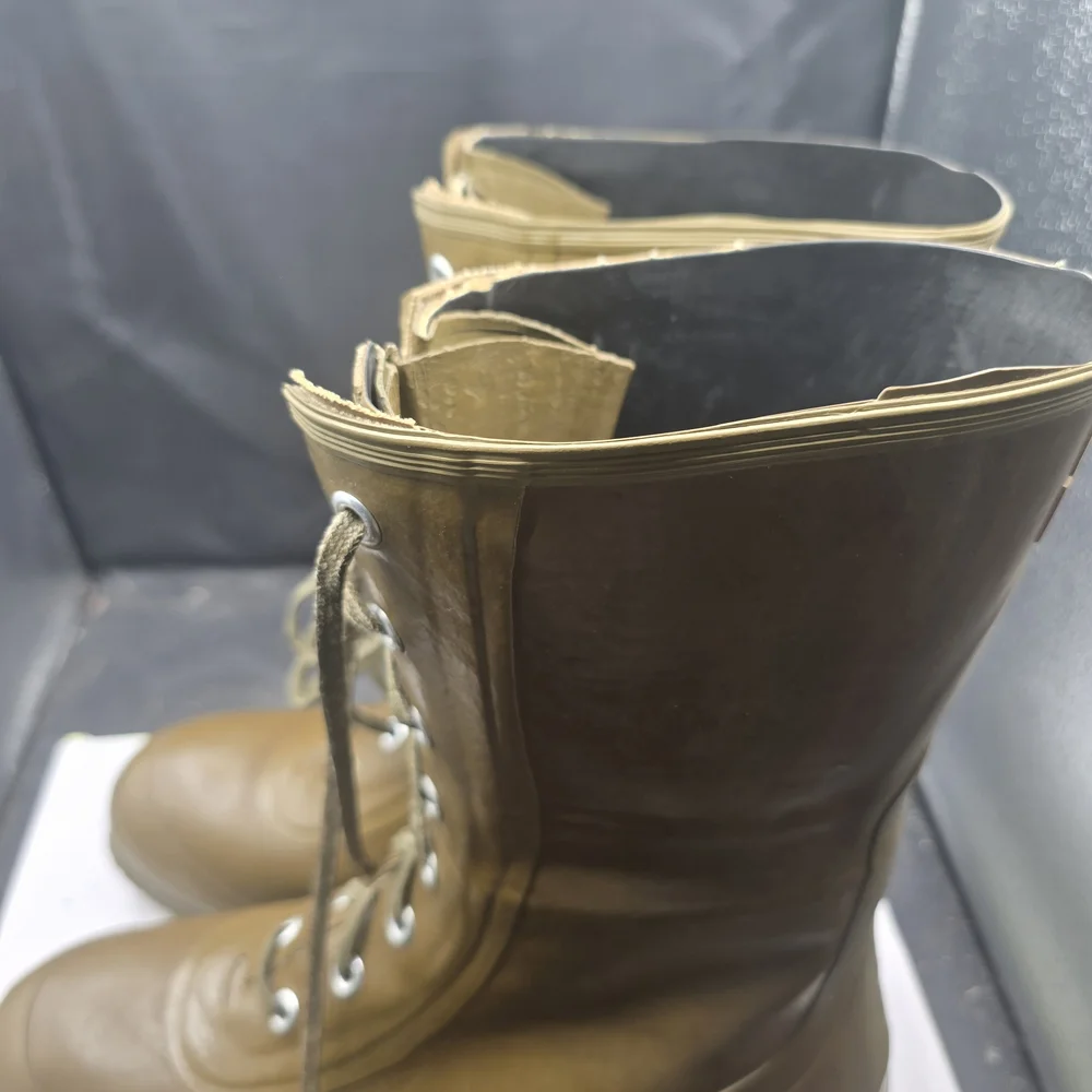 Converse durable brown
