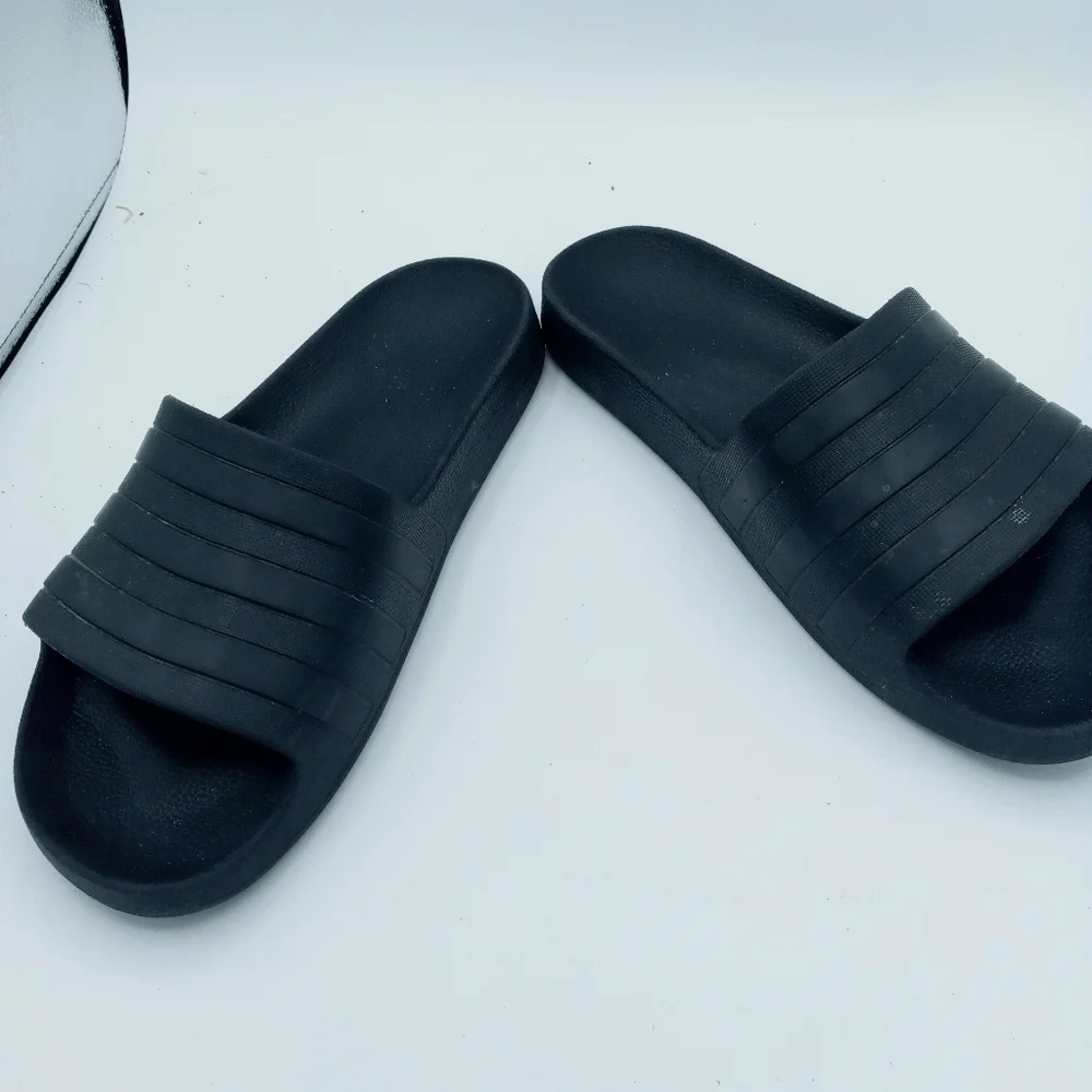 adidas adilette all