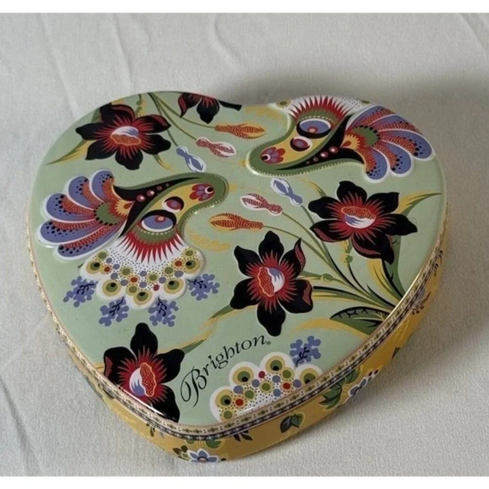 Brighton heart shaped