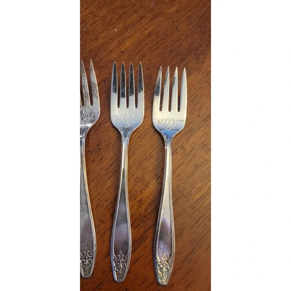 International Silver product set