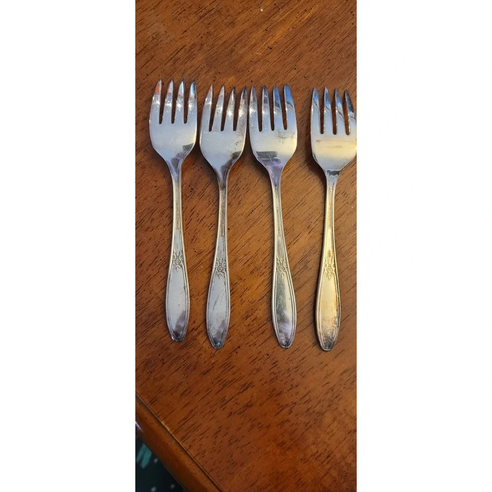 International Silver product set