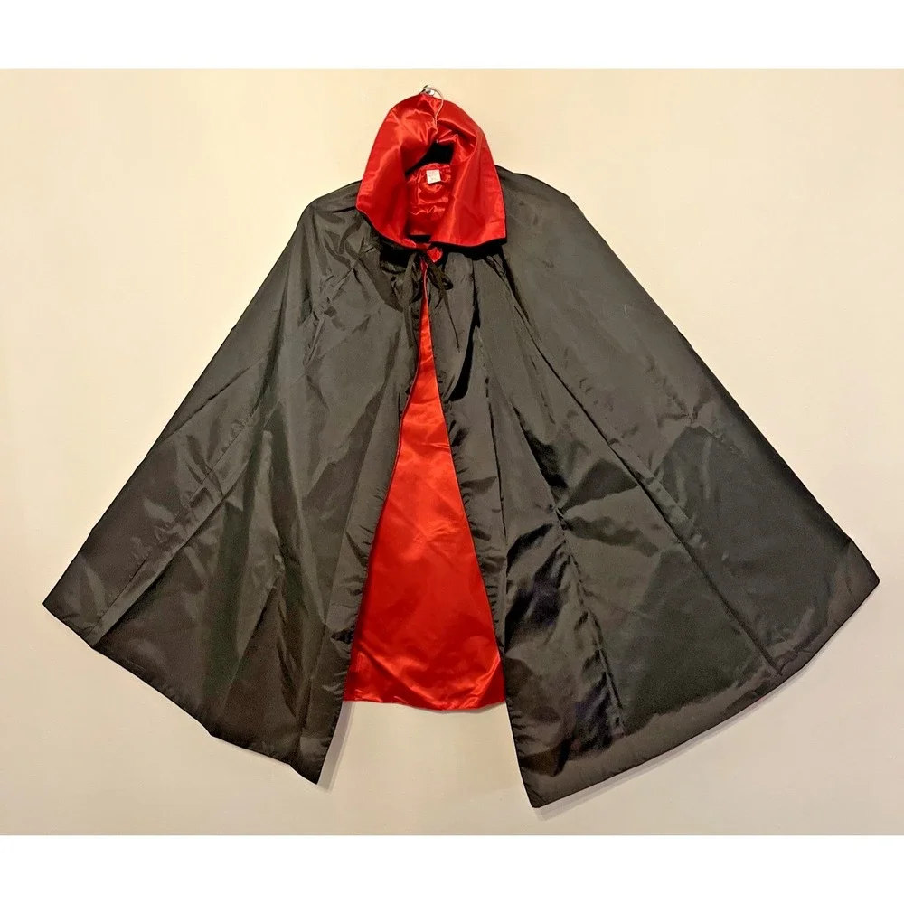 1987 Hallmark Vampire Halloween Dracula Cape Costume Reversible Satin Vitg‎ H19