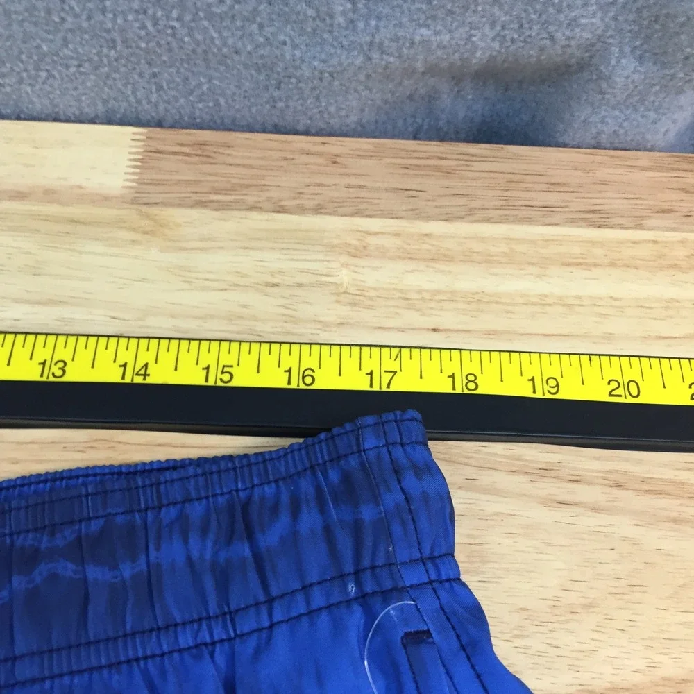 Speedo tie pattern waistband