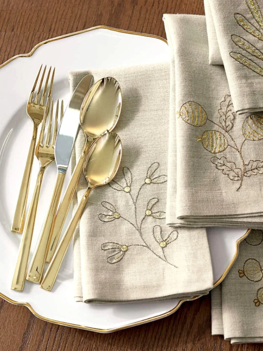 Crate&Barrel elevate your