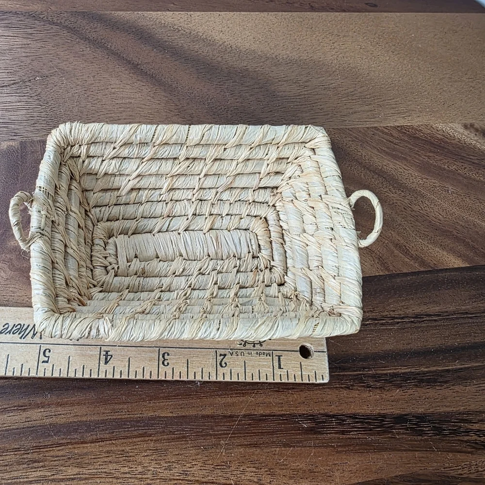 N/A handwoven rectangular
