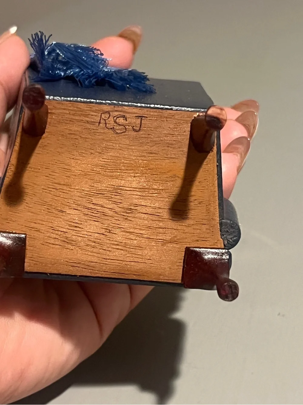 N/A vintage miniature