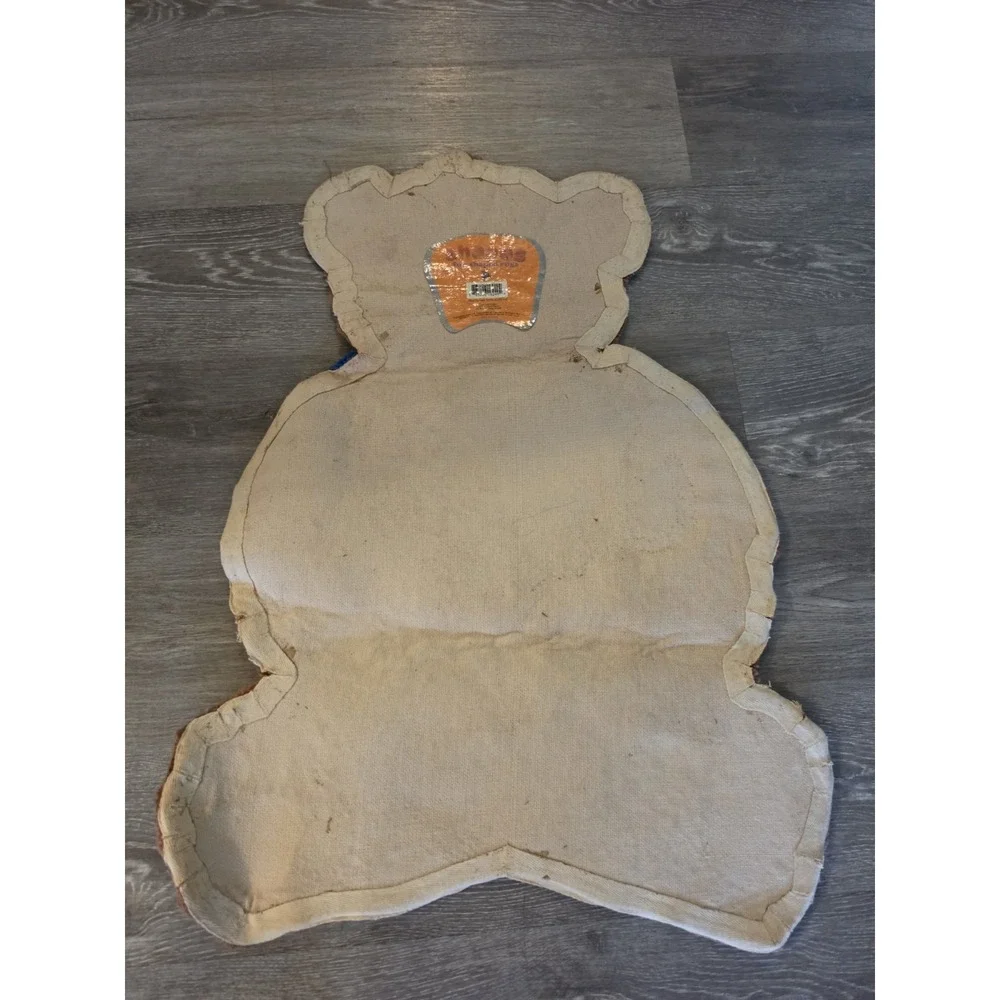 C.M. Shapes this bear