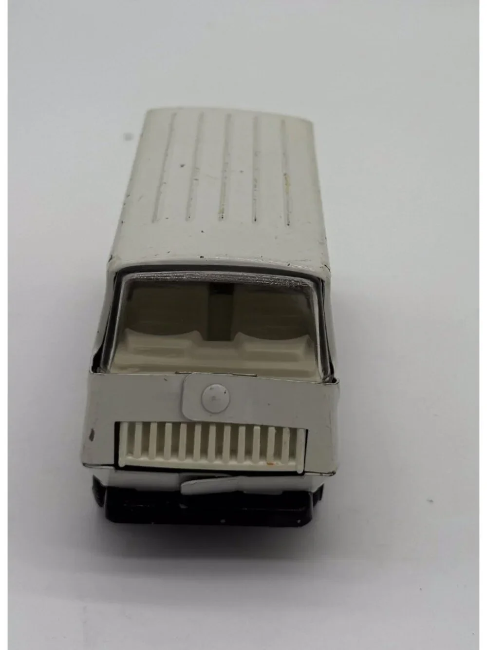 Tonka vintage white