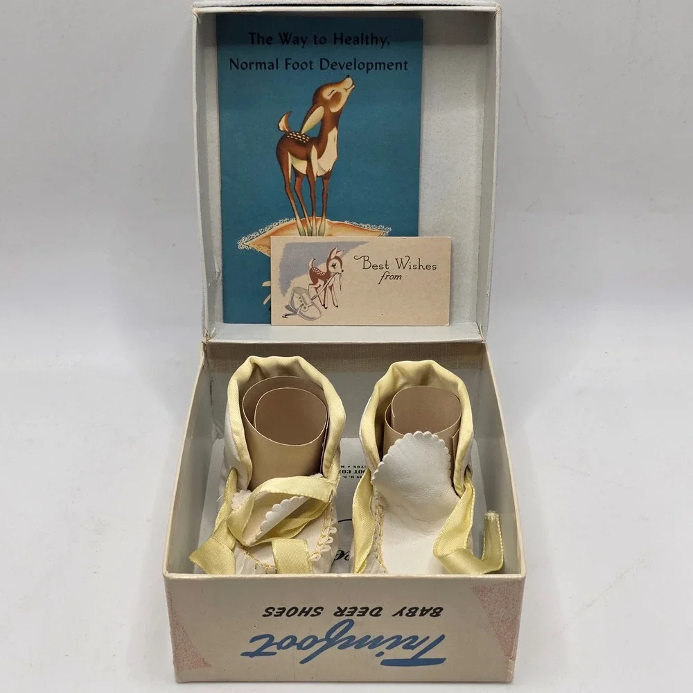 Trimfoot Baby Deer Shoes Infant White Yellow Ribbon Tie Vintage 1950s‎