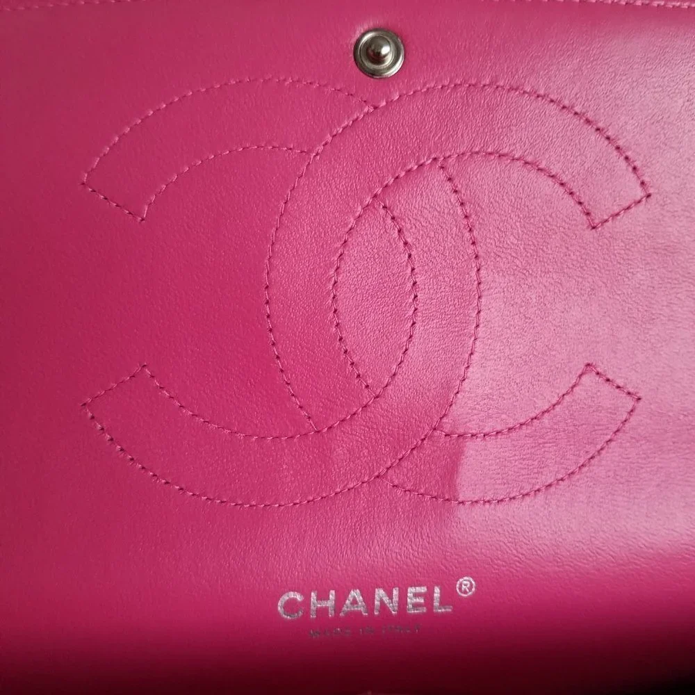 CHANEL authentic red