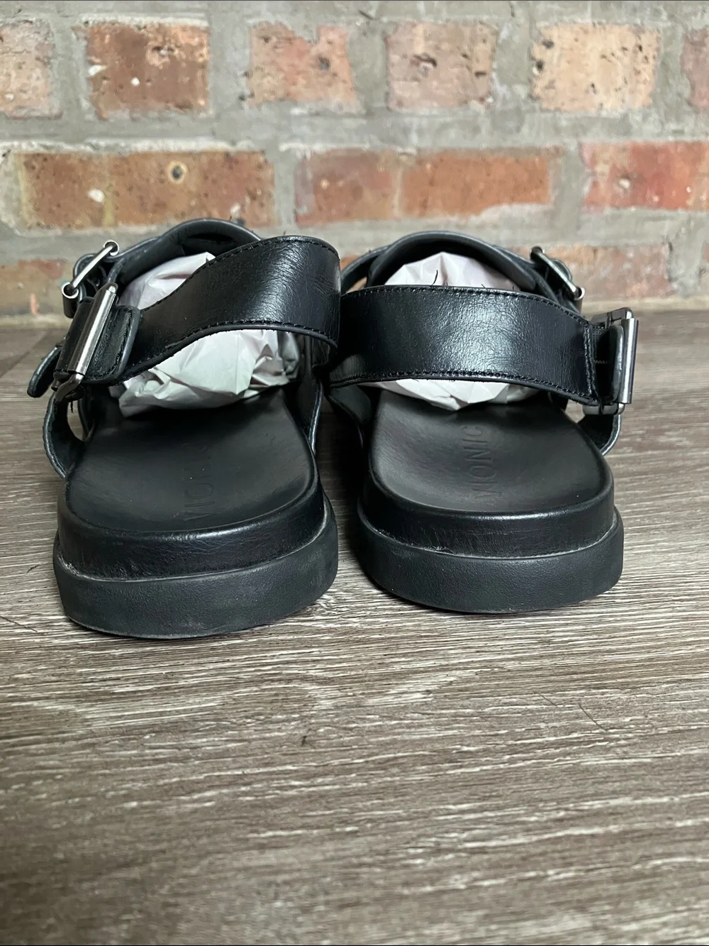 Vionic classic black