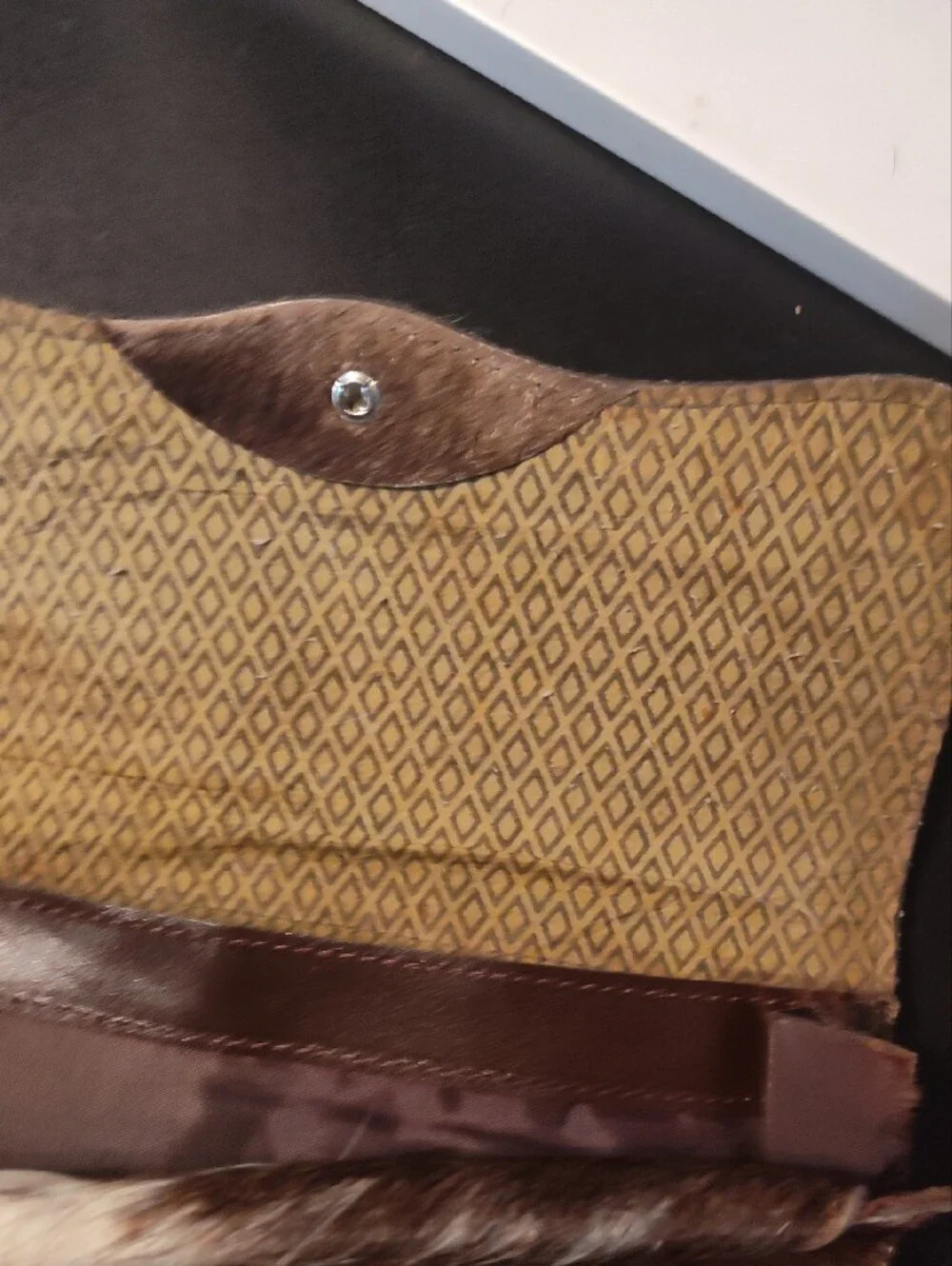 The Unbranded Brand stylish brown