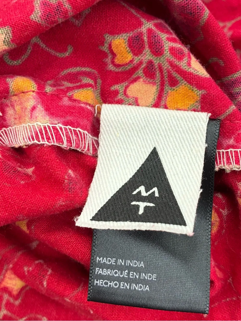 M&T red 100%