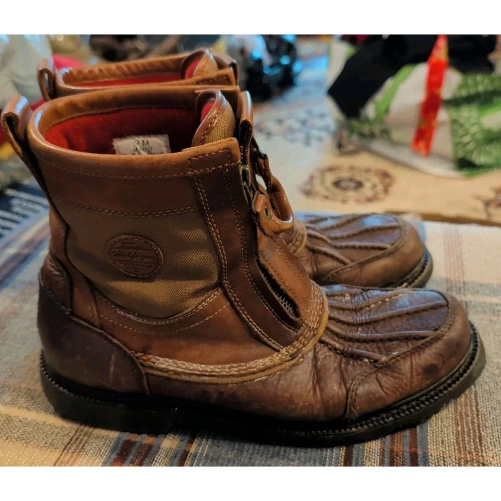 Men's Vintage 9M Tommy Hilfiger Outdoor Snow Winter Boots Brown Leather