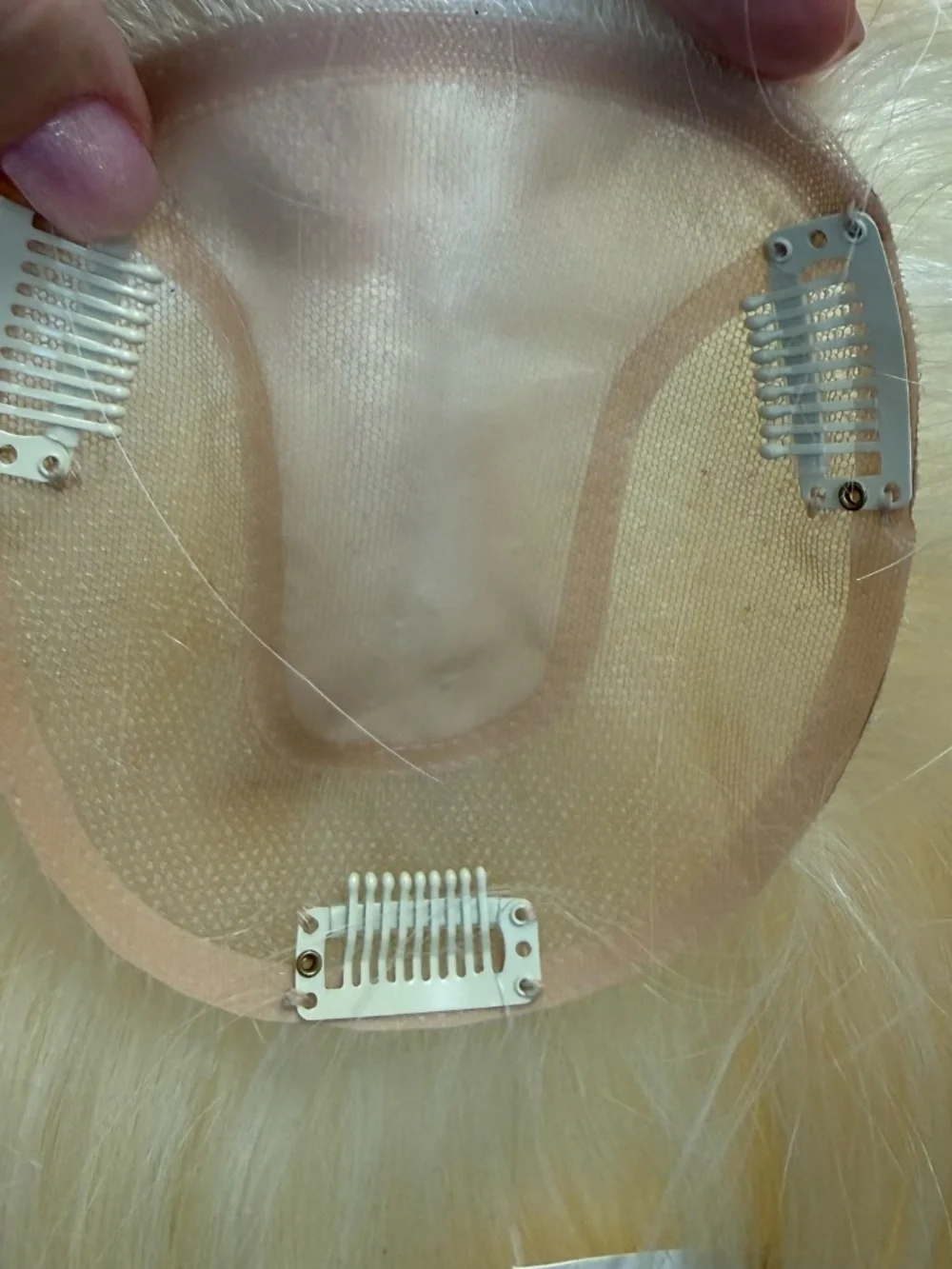 World of Wigs light blonde