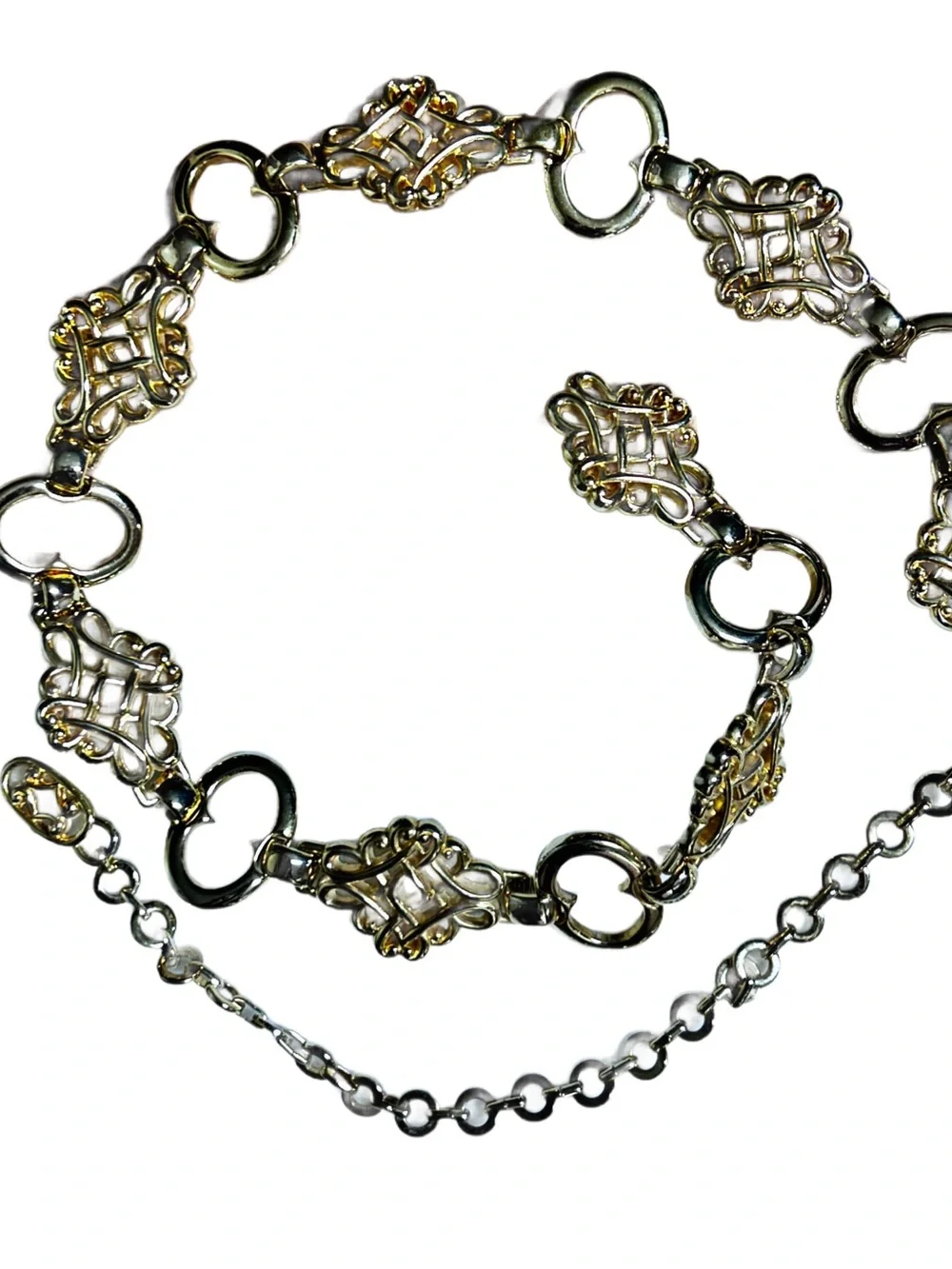 The Unbranded Brand shape vintage chain