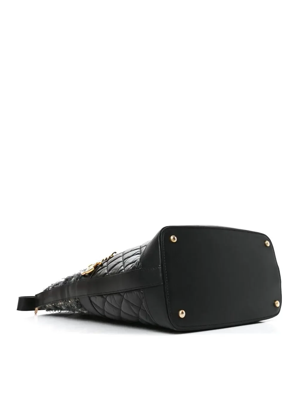 CHANEL elevate your