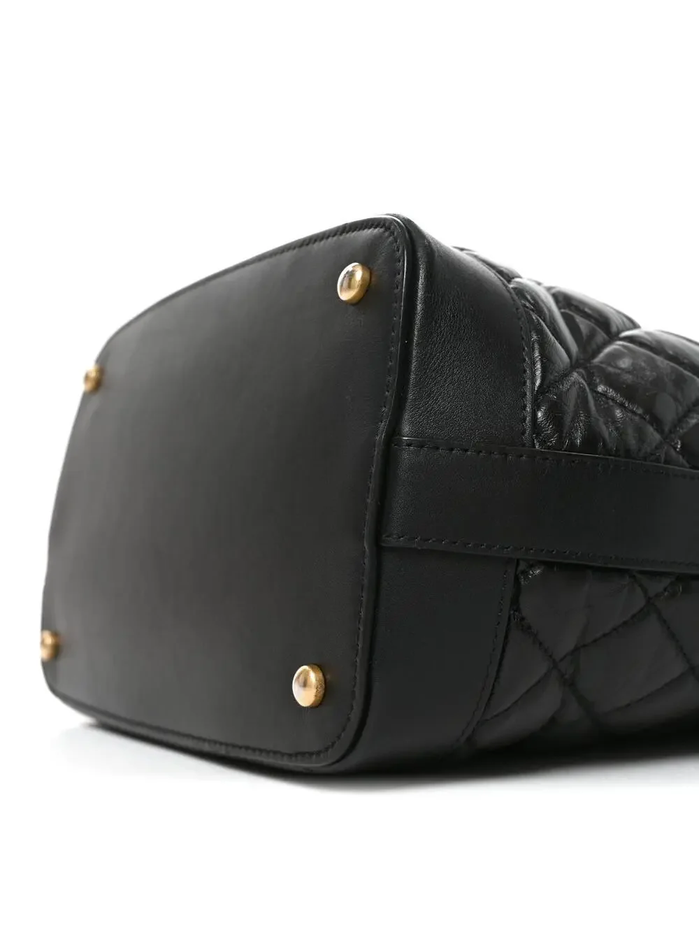 CHANEL elevate your