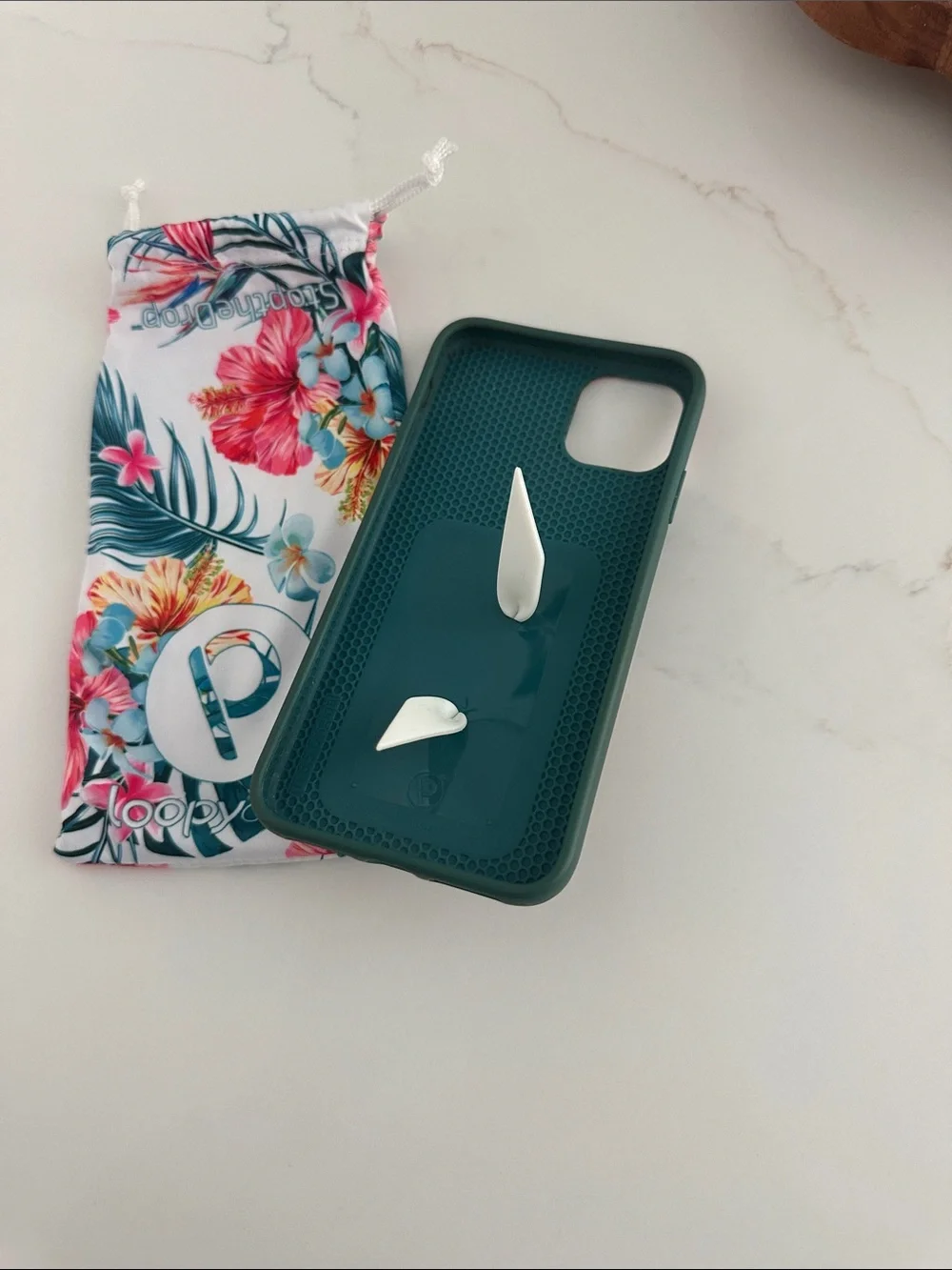 Loopy Case slim loopy