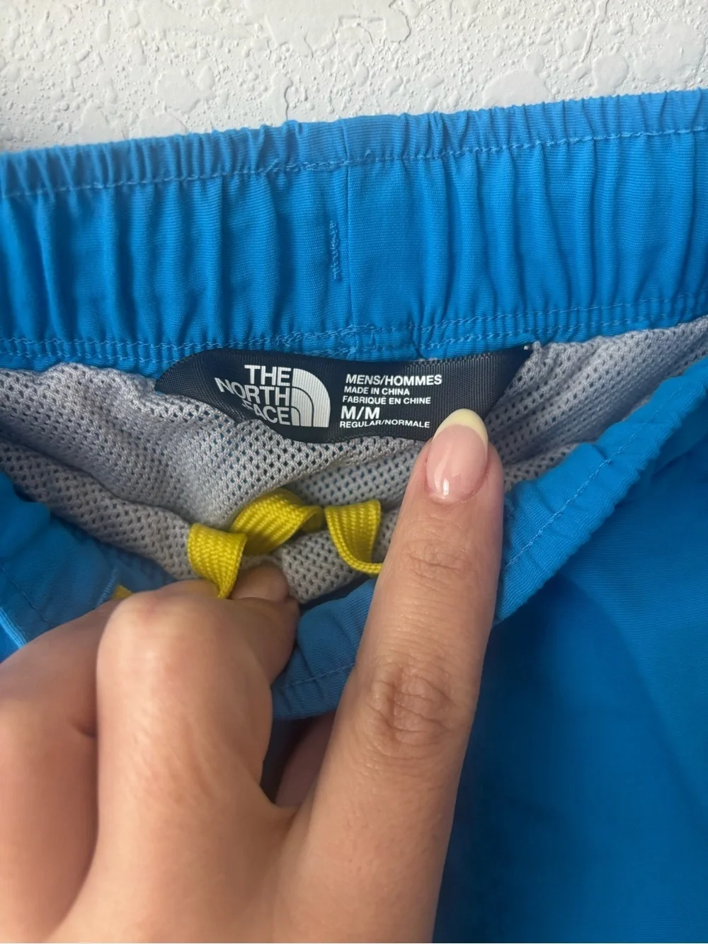 The North Face Vibrant Blue Outdoor Shorts size Medium