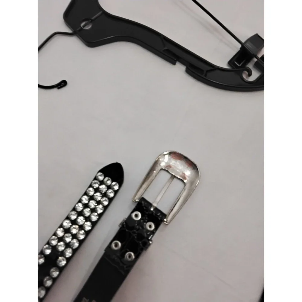 Unbranded wearable women width