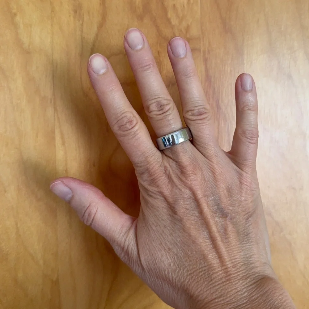 Oura charger ring