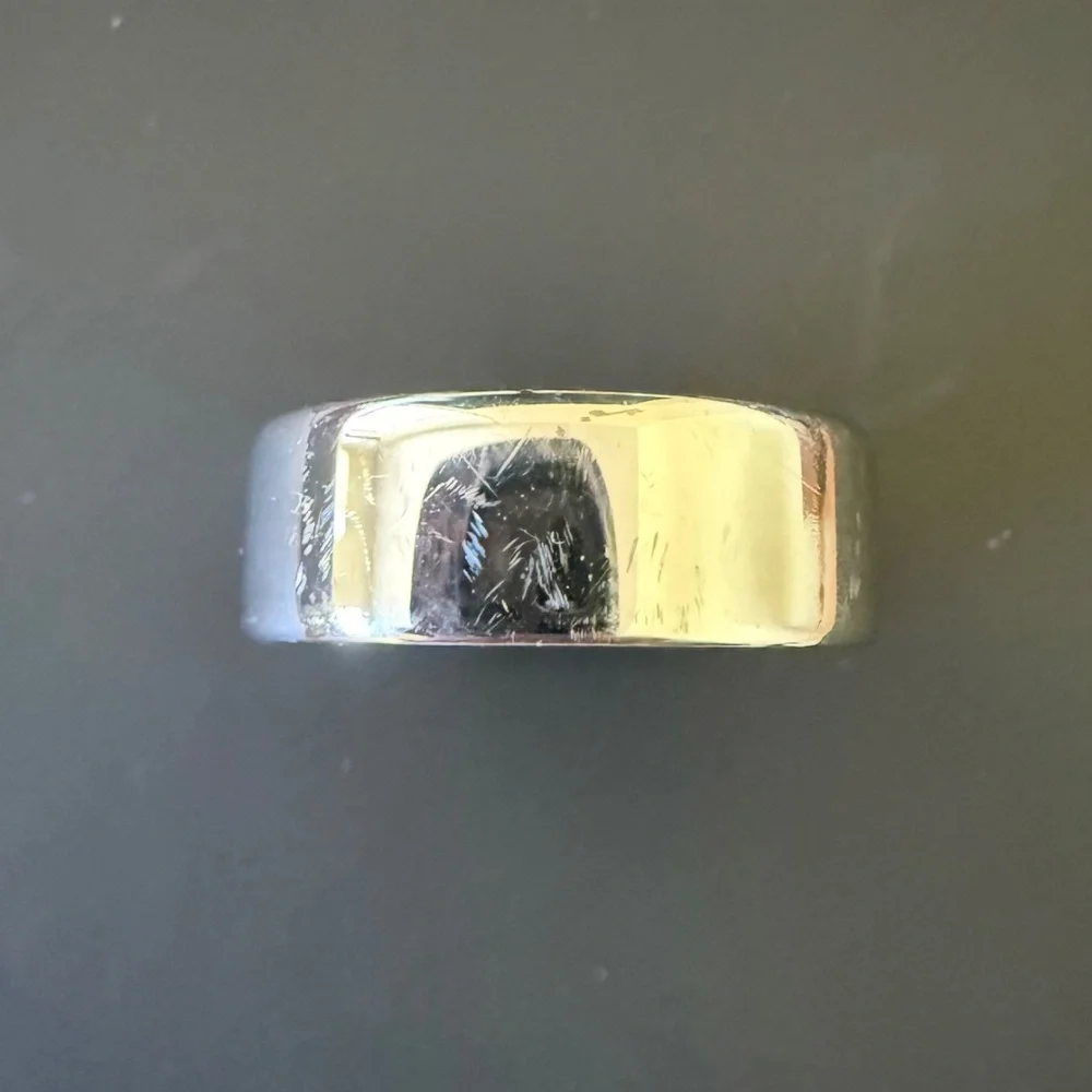 Oura charger ring