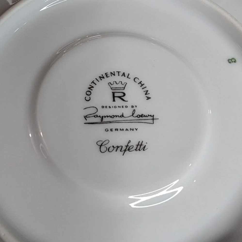 Raymond Loewy this set