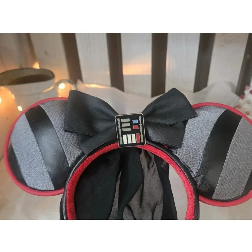 Disney Parks Minnie Mouse Star Wars Darth Vader Ears Headband Veil, Rare Find