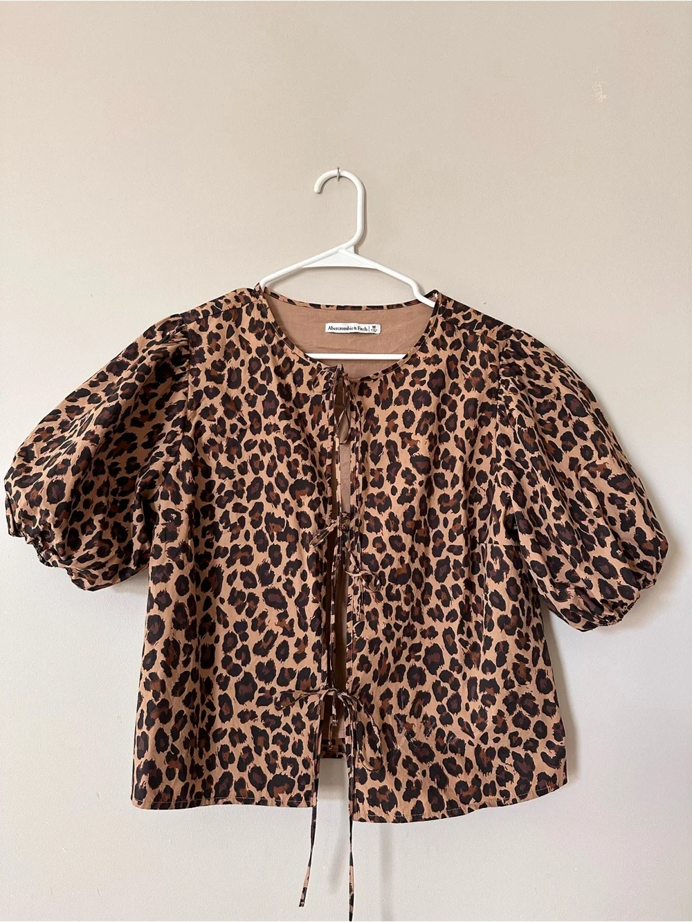 Brand New! Abercrombie & Fitch Leopard Print Puff Sleeve Top - Brown & Black