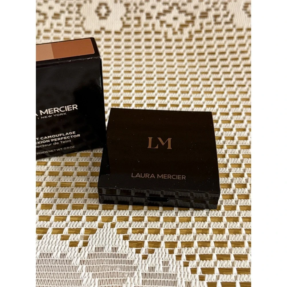laura mercier laura mercier