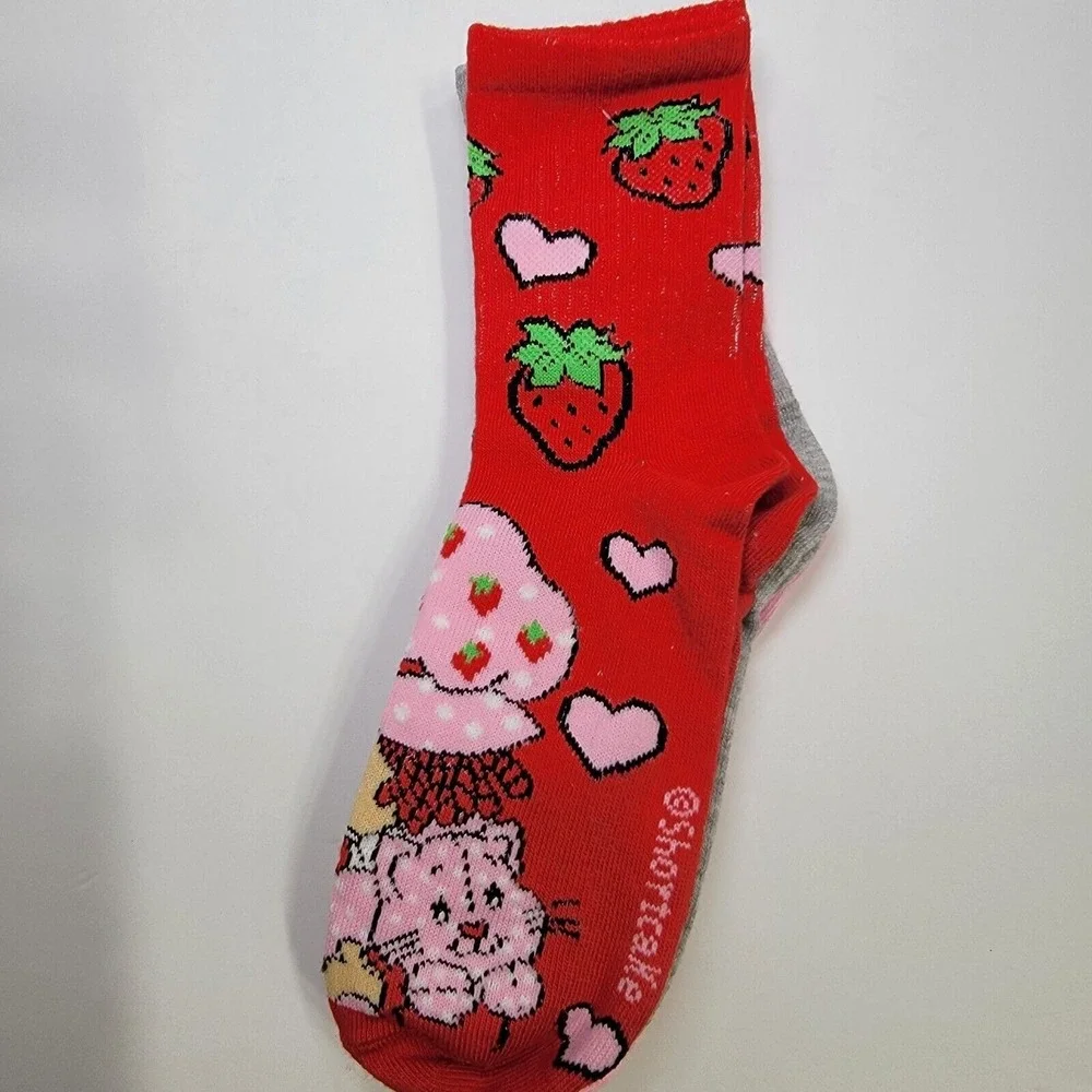 Strawberry Shortcake MID CREW Socks 3 pairs sizes‎ 4-10 Valentine Themed Hearts