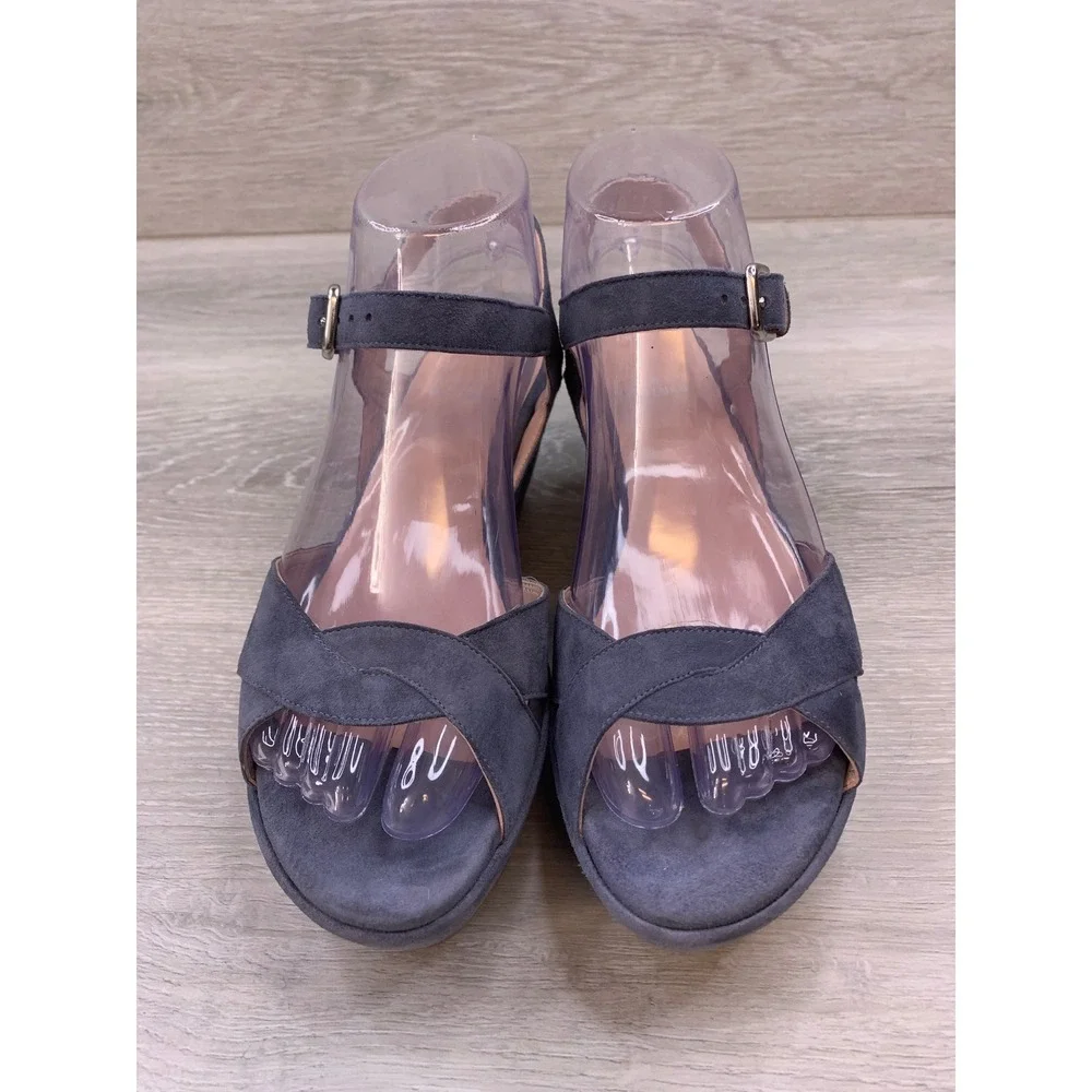 Stuart Weitzman stuart weitzman