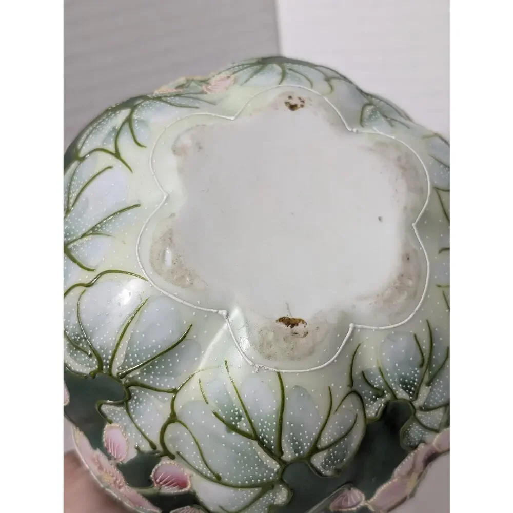 N/A this antique